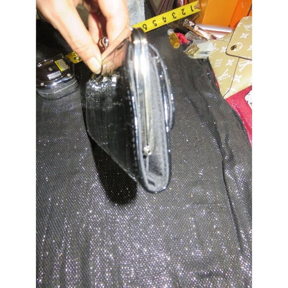 New Directions Black Croc Embossed Kisslock Flap Clutch Continental Long Wallet - Picture 8 of 11